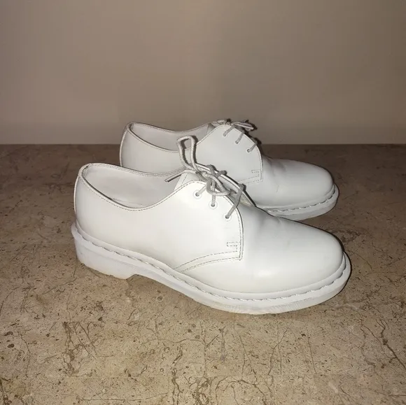 Doc Martens  Classic White Men's Shoes