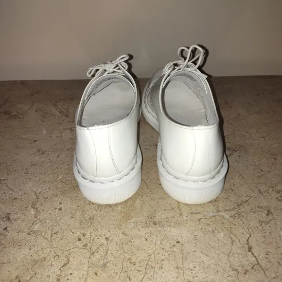 Doc Martens  Classic White Men's Shoes