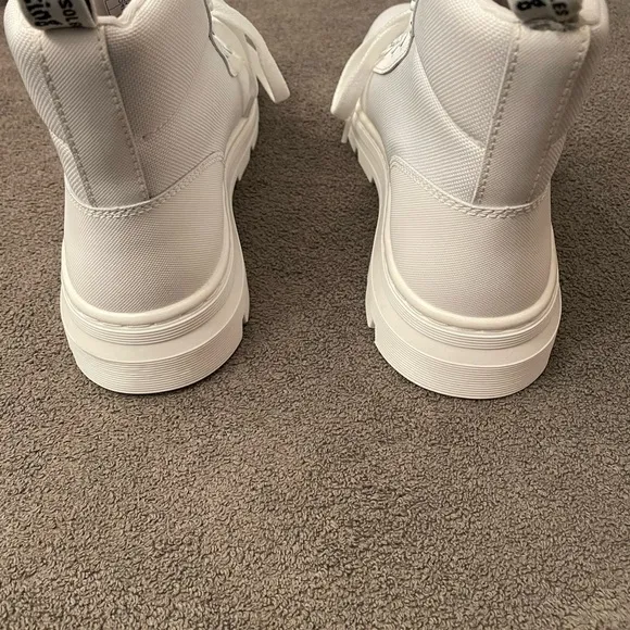 Doc Martens Combs W Combat Boots Women's Size 9 All White Air Ware Nylon
