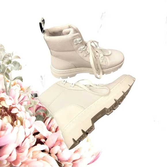 Doc Martens Combs W Combat Boots Women's Size 9 All White Air Ware Nylon