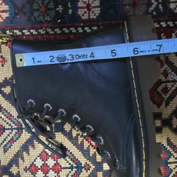 Doc Martens Luana 7 Eyelet Black Lace Up Boots AW004 US L 10 EUC