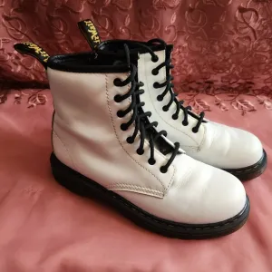 Doc Martens White Junior Pascal Combat Boots 1460J Youth Kids Size 4 Womens 5