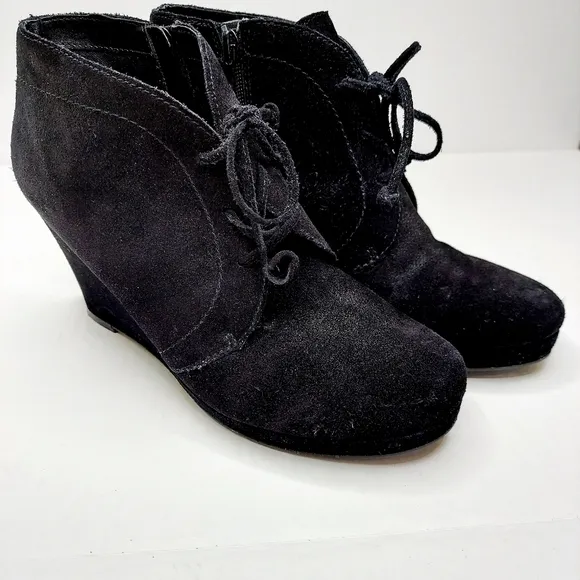 Dolce Vita Black Size 9 Lace Up Wedge Booties