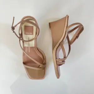 Dolce Vita Gemini Wedges - Cafe Leather