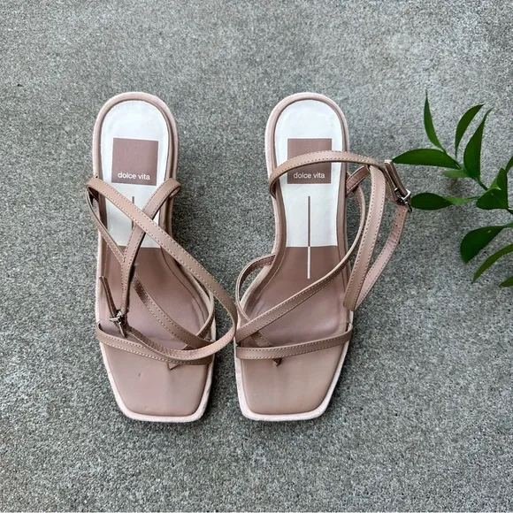 Dolce Vita Gemini Wedges in Cafe Leather 5