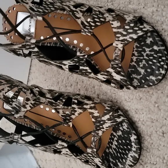 Dolce Vita 🤩✨️💙 Snake Print Leather  Stilleto Size 6.5m Brand New