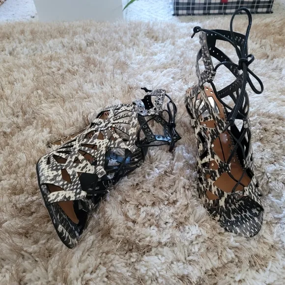 Dolce Vita 🤩✨️💙 Snake Print Leather  Stilleto Size 6.5m Brand New