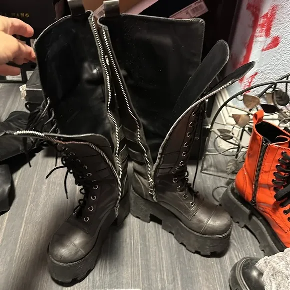 dolls kill current mood Jane doe boots 5m pre owned vintage