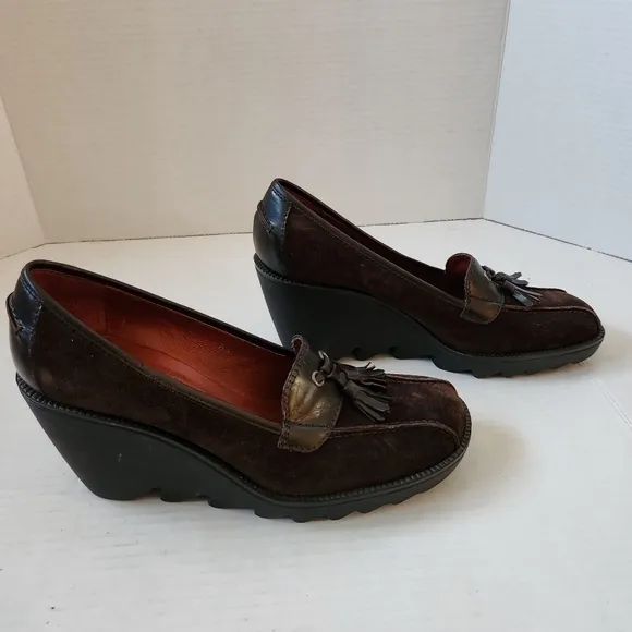 Donald J Pliner Baco Wedge Pumps Sz: 7.5 Brown Suede High Heels Shoes Italy