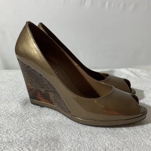 Donald J Pliner Habiki Peep Toe Wedges Snake Print Gold Women’s 9.5 Bron…
