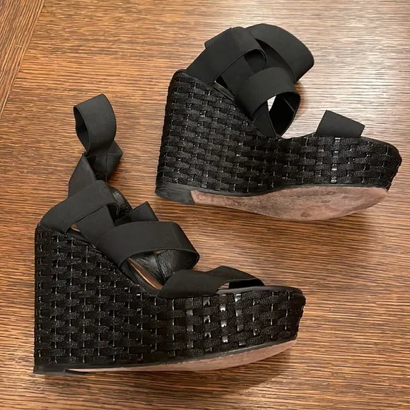 Donald J Pliner WINNIE Basic Elastic Platform black wedges