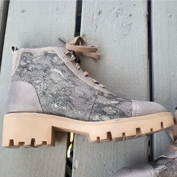 Donald Pliner Bronze Metallic Lugged Sole Eliaa Lace Combat Boots Size 8M