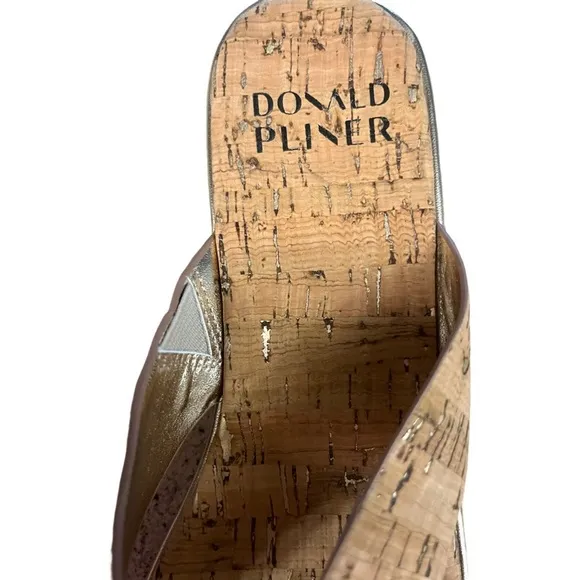 Donald Pliner Lynne cork sandals