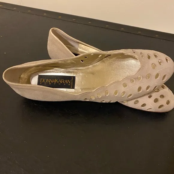 Donna Karan Women's Soft Grey Flats
