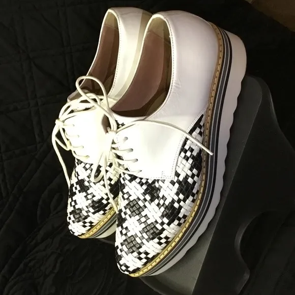 Donna Piu wedges