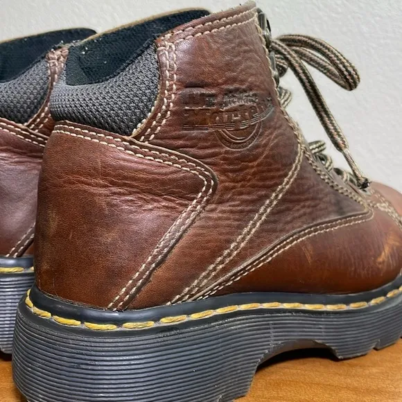 Dr. Docs Martens 8A07 Lace Up Air Walk Punk Grunge Boots Women’s US 5/Mens US 4