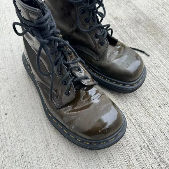 Dr. Marten Air Wair olive green Glossy Patent Leather Combat Boots 9