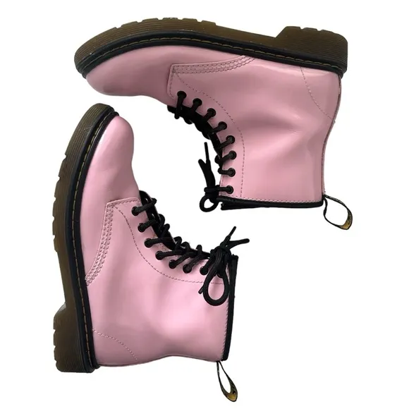 Dr. Marten Light Pastel pink Combat Boots Youth Size 3 Model 1460J