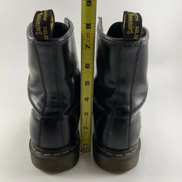 Dr. Martens 11821 Combat Boots Womens Size 8 Black Combat Leather Lace Up