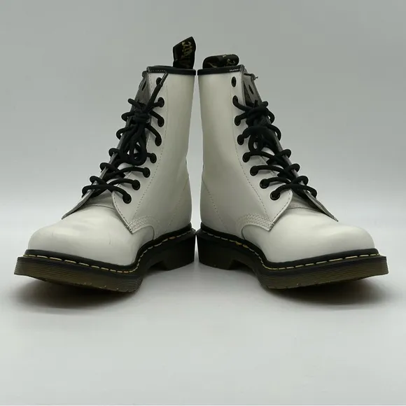 Dr. Martens 11821/1460 Lace Up Boots. Size 8