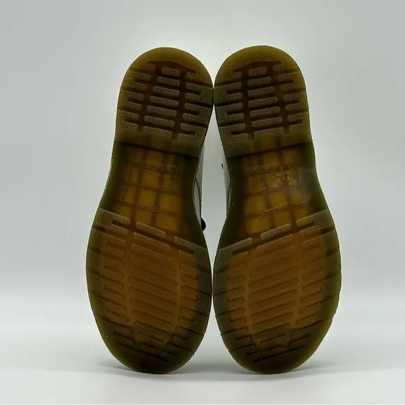 Dr. Martens 11821/1460 Lace Up Boots. Size 8