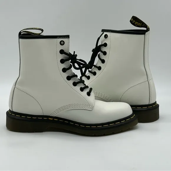 Dr. Martens 11821/1460 Lace Up Boots. Size 8