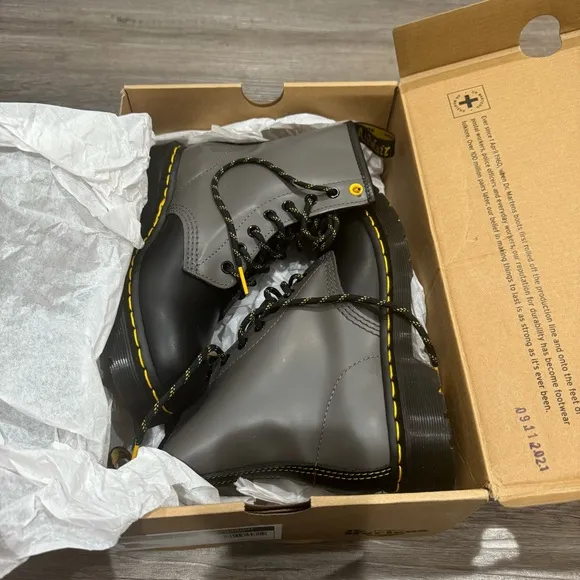 Dr Martens 1460 Black Charcoal Black Smooth Leather Combat Boots