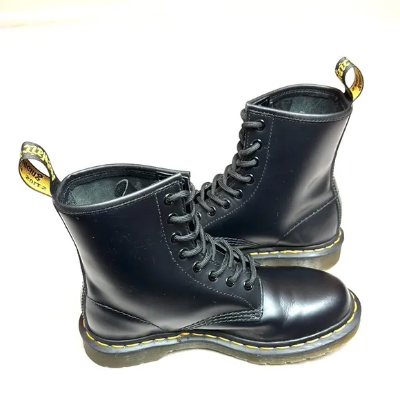 Dr. Martens 1460 Black Patent Leather Classic Lady’sAnkle Boots.