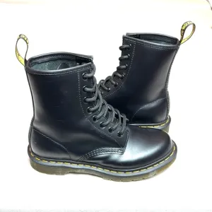 Dr. Martens 1460 Black Patent Leather Classic Lady’sAnkle Boots.