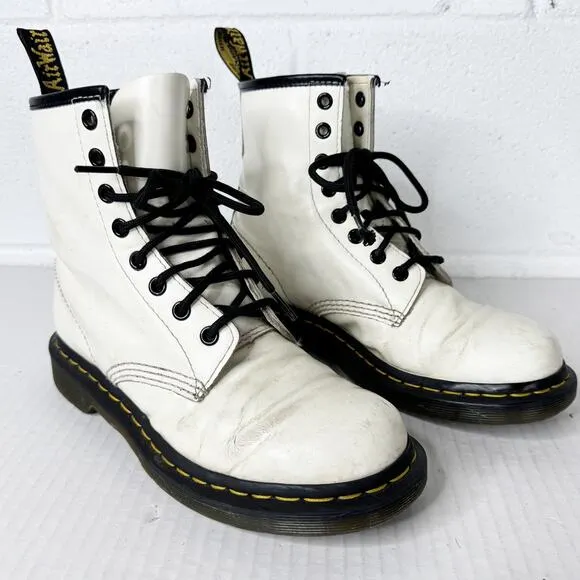 Dr Martens 1460 Combat Boots Womens Smooth Leather White Lace Up Size 7