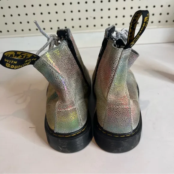 Dr Martens |1460 Pascal J Rainbow Iridescent Boots Kids Youth Size 4M 5L Lace Up