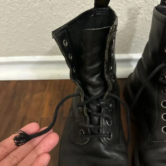 DR. MARTENS 1460 Pascal Smooth Leather Combat Boots in Black UK MADE Kids