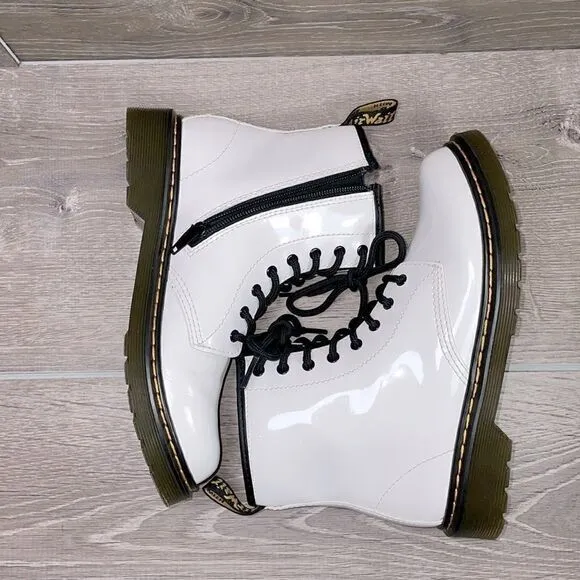 Dr Martens 1460 Pascal White Patent Leather 8-Eye Zip Women’s Sz 5 Combat Boots
