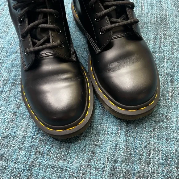 Dr. Martens 1460 Smooth Leather Lace Up Combat Boots in Black