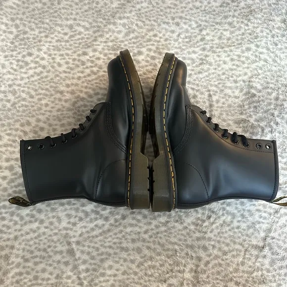 Dr. Martens 1460 Women’s Smooth Leather Lace Up Boots