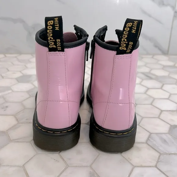 Dr Martens 1460T Pink Shiny Patent Leather Lace Up Combat Boots Girls Size 3