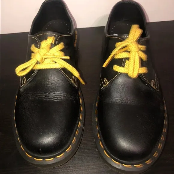 Dr. Martens 1461 W Derby Oxford Shoe