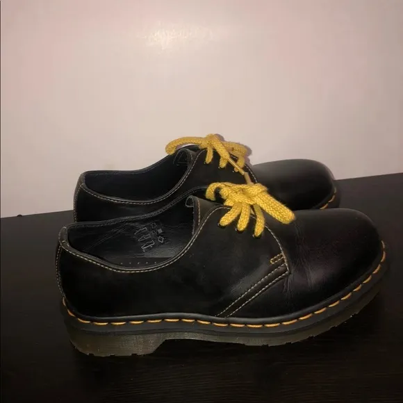 Dr. Martens 1461 W Derby Oxford Shoe