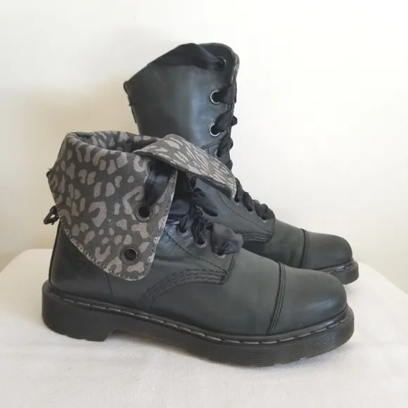 Dr Martens Aimilie Combat Boots Green