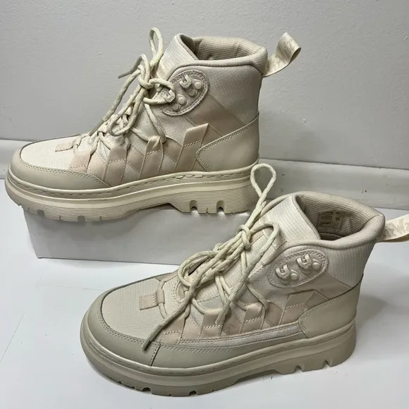 Dr Martens Air Wair Boury Utility Combat Boots Ivory Lace Up Men Sz 9 (W Sz 10)