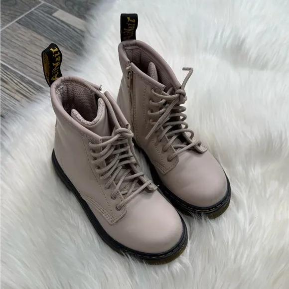 Dr. Martens Air Wave Kids’ Zavala Combat Boots in Pale Pink, Size 10