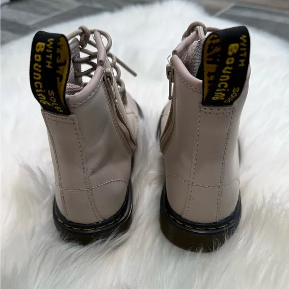 Dr. Martens Air Wave Kids’ Zavala Combat Boots in Pale Pink, Size 10