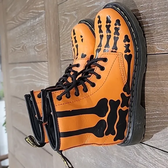 Dr. Martens AirWair Burnt Orange Jr. DELANEY Lace Up Boots Size 3 Unisex