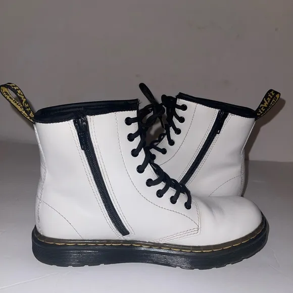 Dr. Martens AirWair‎ White Combat Boots Size 4 Mens 5 Womens