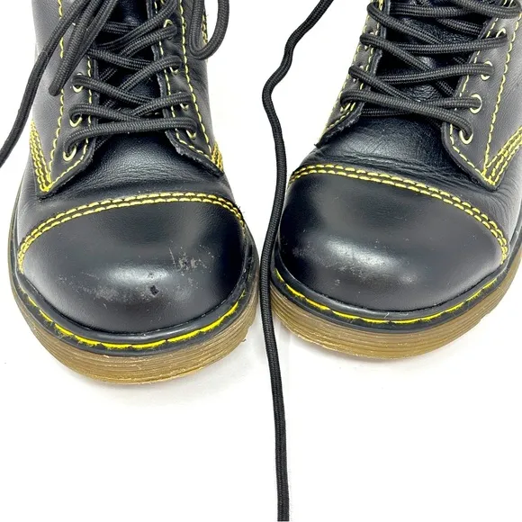 DR. MARTENS Black Buster 8-Eye Kids Leather Combat Boots