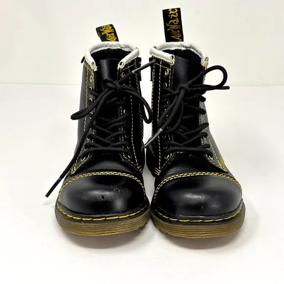DR. MARTENS Black Buster 8-Eye Kids Leather Combat Boots