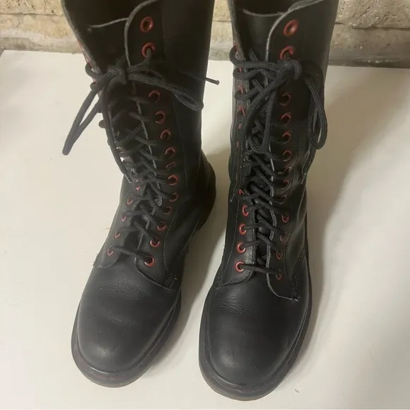 Dr. Martens Black Leather Combat Boots Lace Up Made In England Womens Size 5 US