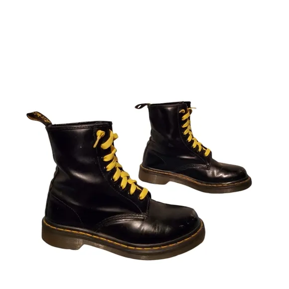 Dr. Marten's Black Leather Lace-Up Combat Boots Women's Size 6, Kid's Size 5