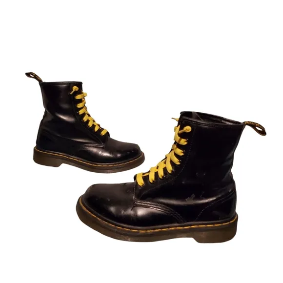 Dr. Marten's Black Leather Lace-Up Combat Boots Women's Size 6, Kid's Size 5