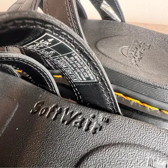 Dr. Martens Blaire Slide Hydro Black Women's Sandal Size 6 #242640